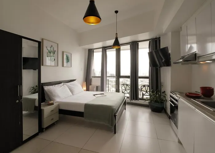 Kl Tower Makati By Ph Staycation Apartment *