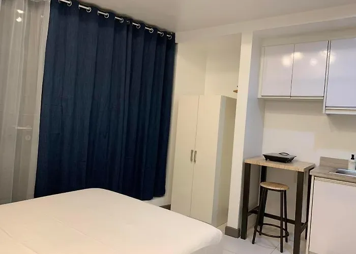 Apartment Kl Tower Makati By Ph Staycation